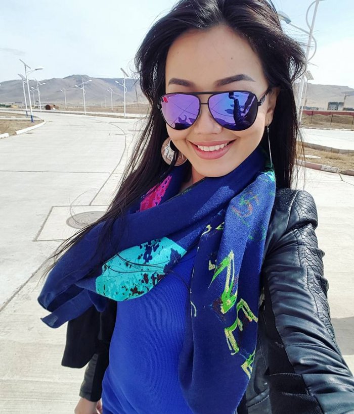 Жүжигчин П.Шүүдэрцэцэг “Жин биш яаж харагдах нь чухал”